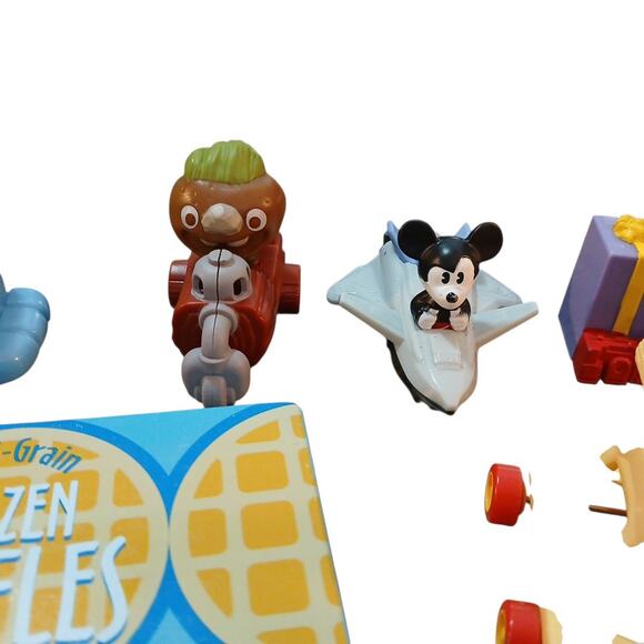 Vintage Lot of 20 Random Toys Plastic Wood McDonald's Melissa & Doug Disney - Picture 4 of 6